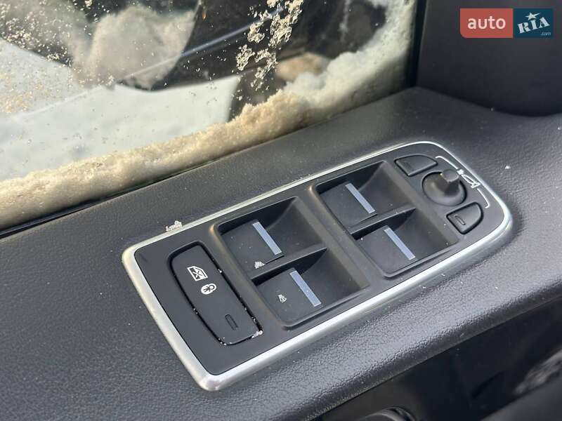 Внедорожник / Кроссовер Jaguar F-Pace 2019 в Луцке