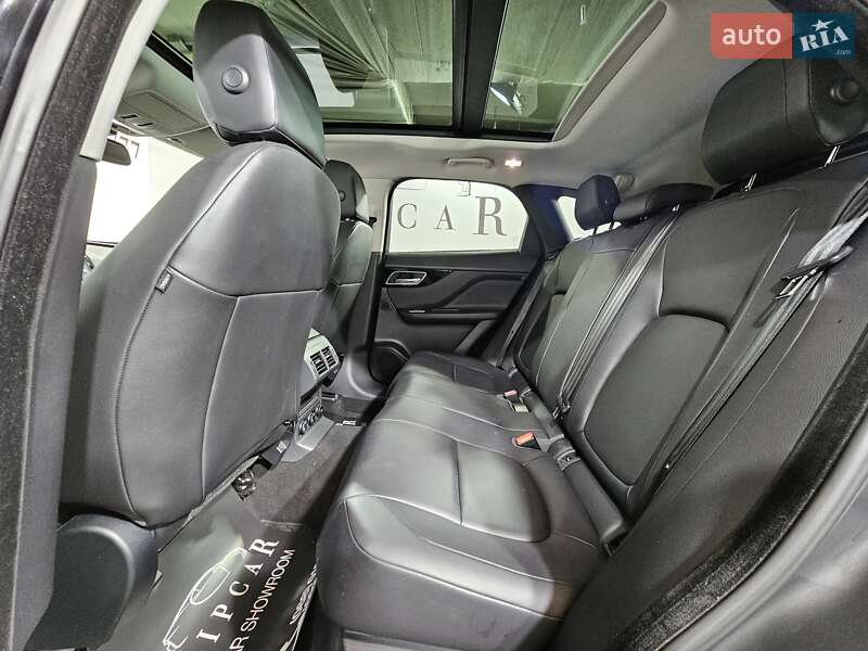 Внедорожник / Кроссовер Jaguar F-Pace 2017 в Киеве