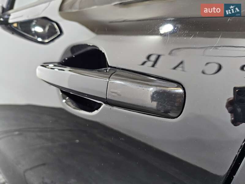 Внедорожник / Кроссовер Jaguar F-Pace 2017 в Киеве