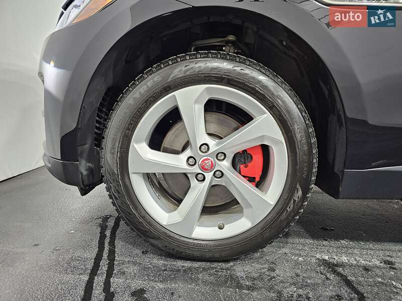 Внедорожник / Кроссовер Jaguar F-Pace 2017 в Киеве