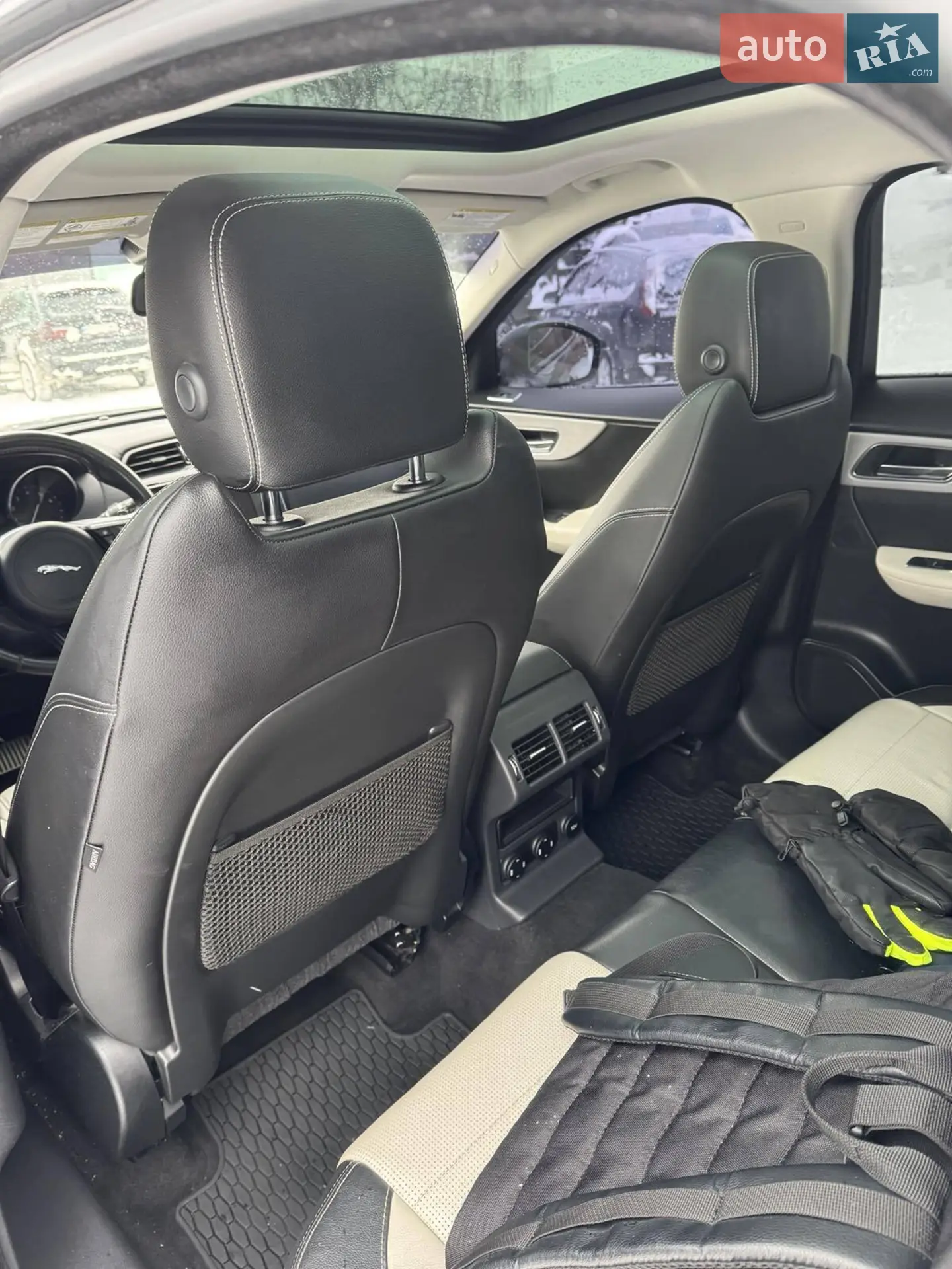 2016 Jaguar F-Pace - мініатюра 13