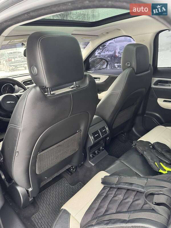 Внедорожник / Кроссовер Jaguar F-Pace 2017 в Киеве фото 13 Внедорожник / Кроссовер Jaguar F-Pace 2017 в Киеве