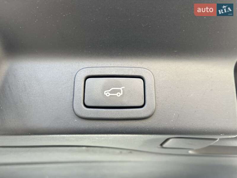 Внедорожник / Кроссовер Jaguar F-Pace 2016 в Харькове фото 9 Внедорожник / Кроссовер Jaguar F-Pace 2016 в Харькове