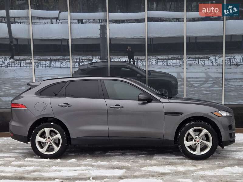 Внедорожник / Кроссовер Jaguar F-Pace 2016 в Киеве фото 6 Внедорожник / Кроссовер Jaguar F-Pace 2016 в Киеве