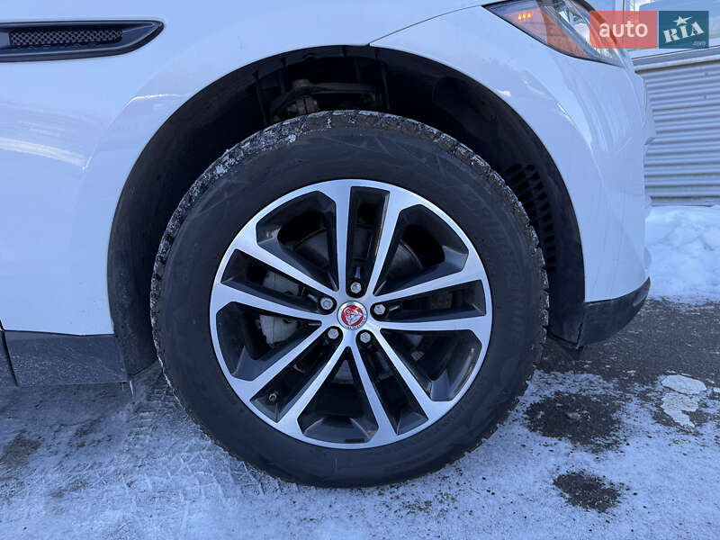 Позашляховик / Кросовер Jaguar F-Pace 2018 в Рівному