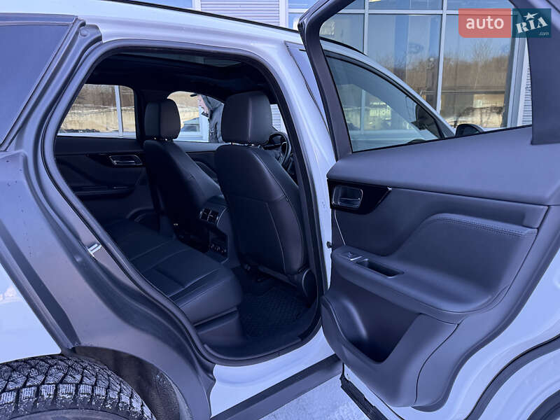 Позашляховик / Кросовер Jaguar F-Pace 2018 в Рівному