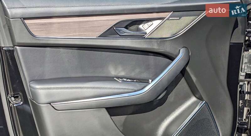 Внедорожник / Кроссовер Jaguar F-Pace 2021 в Киеве