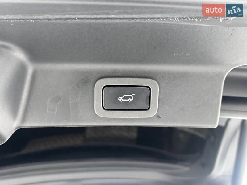 Внедорожник / Кроссовер Jaguar F-Pace 2016 в Львове