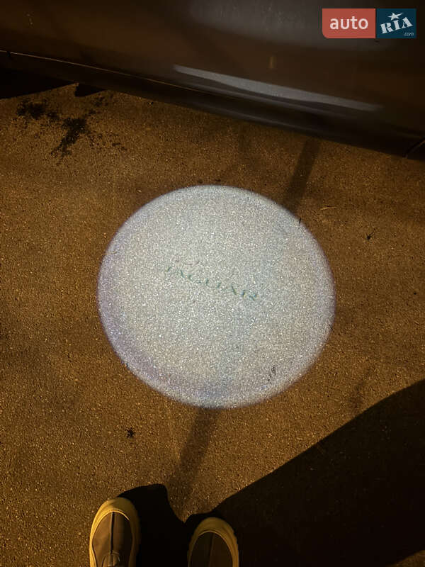 Позашляховик / Кросовер Jaguar F-Pace 2020 в Києві фото 43 Позашляховик / Кросовер Jaguar F-Pace 2020 в Києві