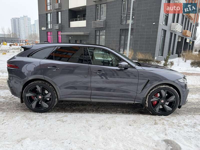 Внедорожник / Кроссовер Jaguar F-Pace 2021 в Киеве