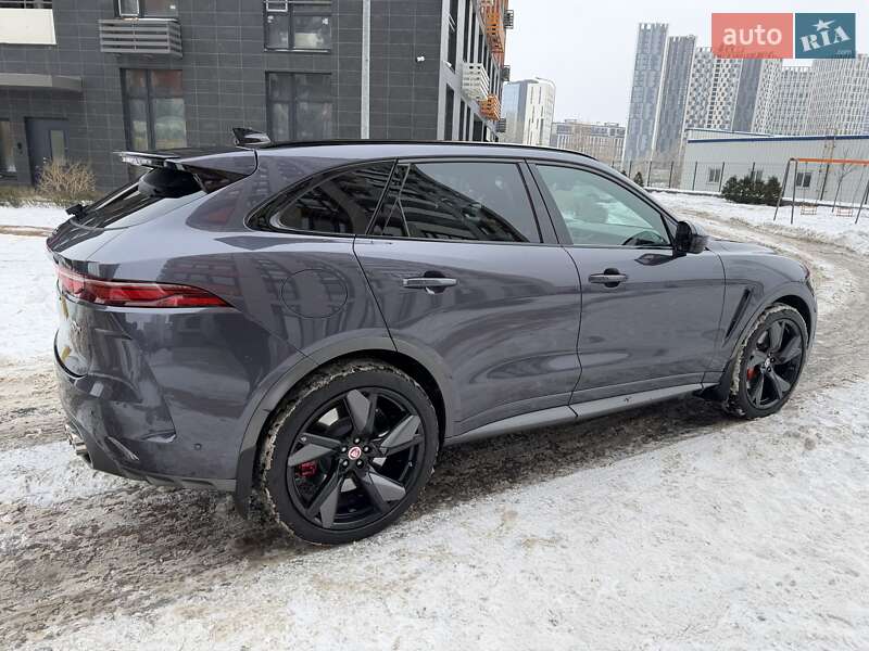 Внедорожник / Кроссовер Jaguar F-Pace 2021 в Киеве