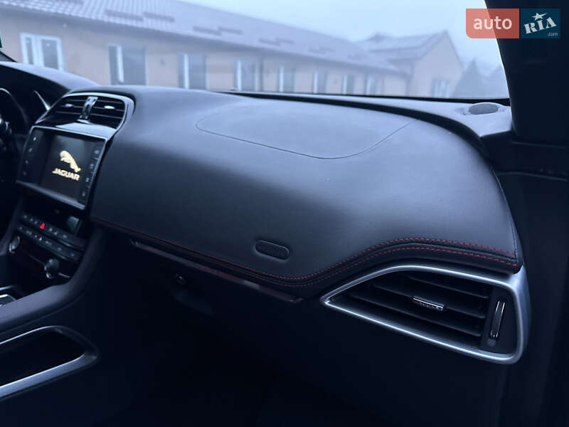 Внедорожник / Кроссовер Jaguar F-Pace 2017 в Днепре фото 48 Внедорожник / Кроссовер Jaguar F-Pace 2017 в Днепре
