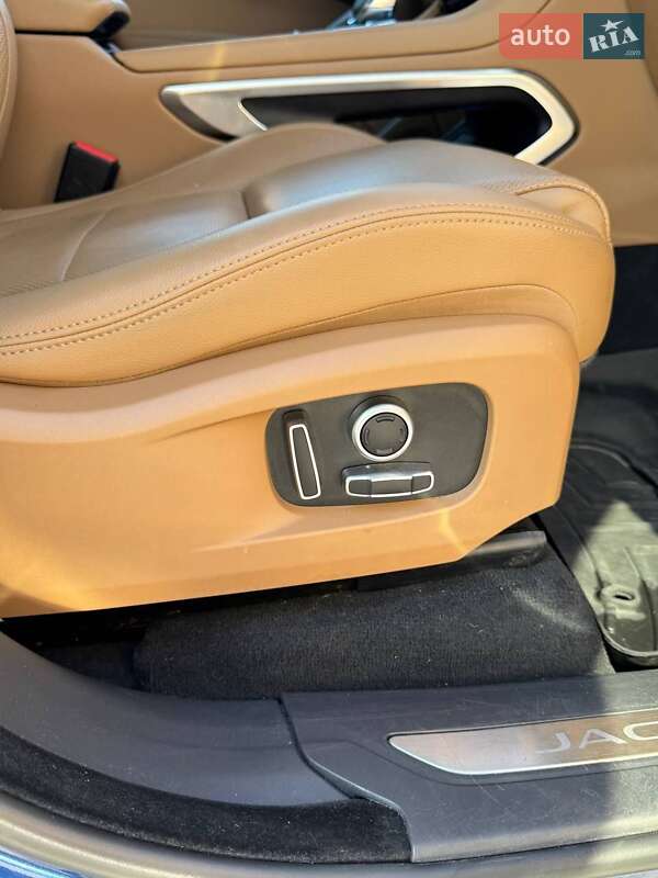 Внедорожник / Кроссовер Jaguar F-Pace 2021 в Ровно фото 36 Внедорожник / Кроссовер Jaguar F-Pace 2021 в Ровно