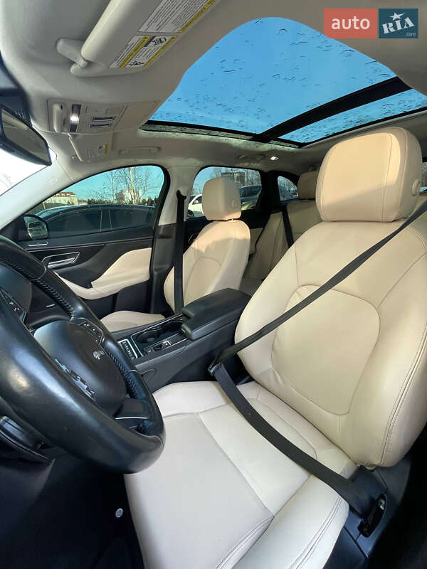 Внедорожник / Кроссовер Jaguar F-Pace 2016 в Львове