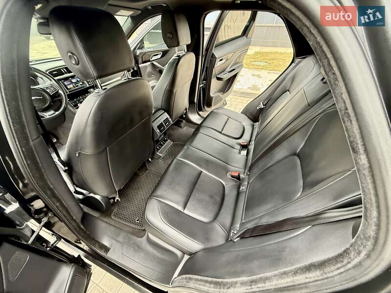 Внедорожник / Кроссовер Jaguar F-Pace 2016 в Одессе