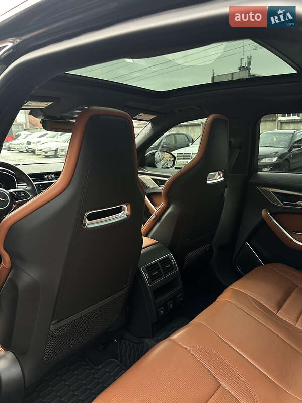 Позашляховик / Кросовер Jaguar F-Pace 2023 в Києві
