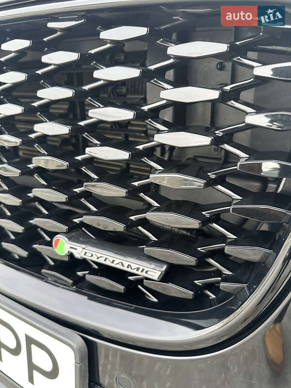 Внедорожник / Кроссовер Jaguar F-Pace 2023 в Киеве