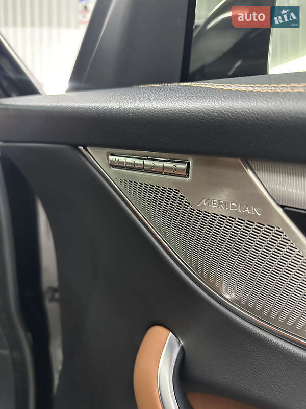 Внедорожник / Кроссовер Jaguar F-Pace 2023 в Киеве