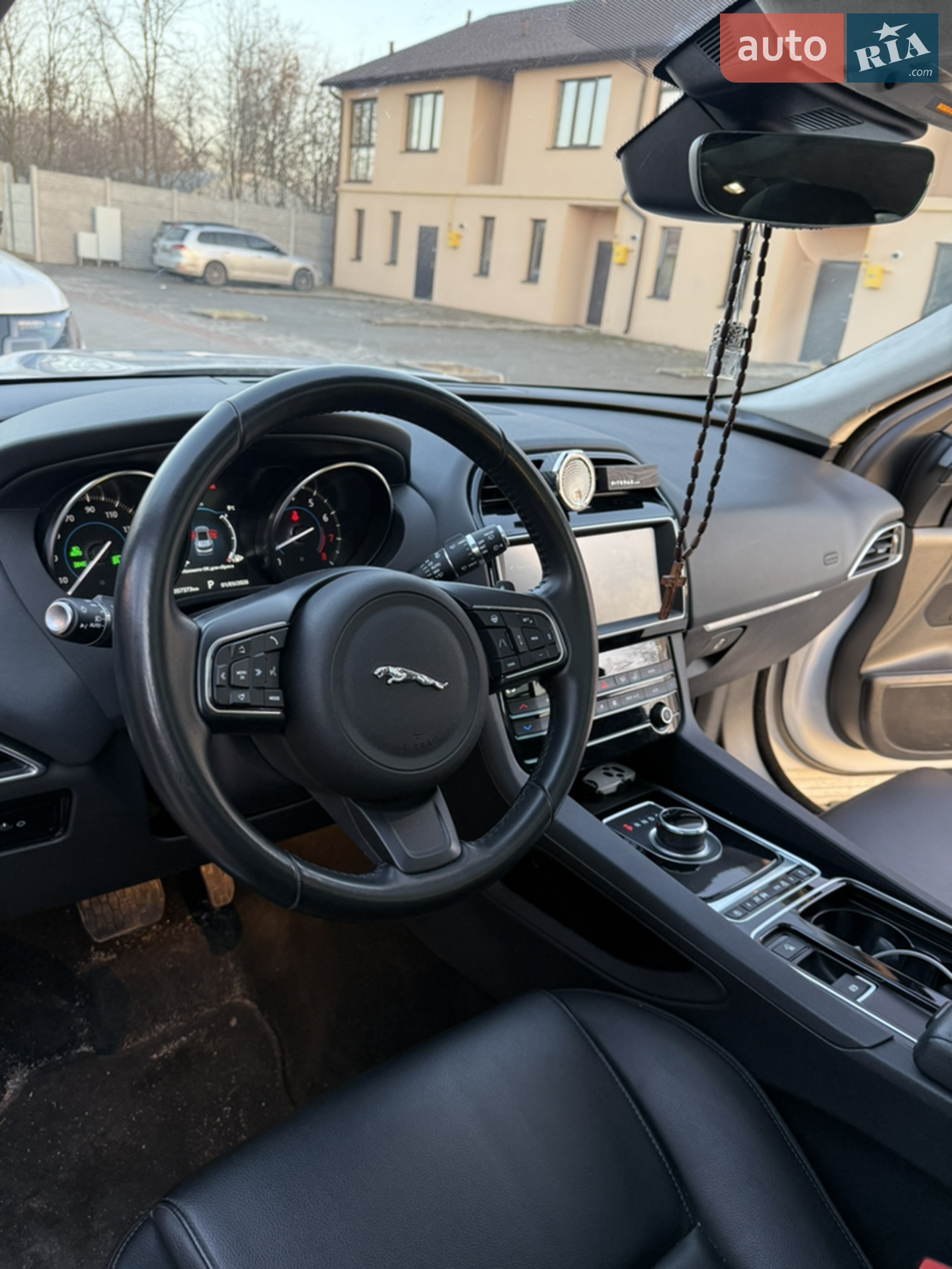 2019 Jaguar F-Pace - мініатюра 3