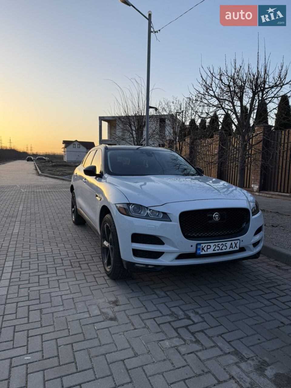 2019 Jaguar F-Pace - мініатюра 27