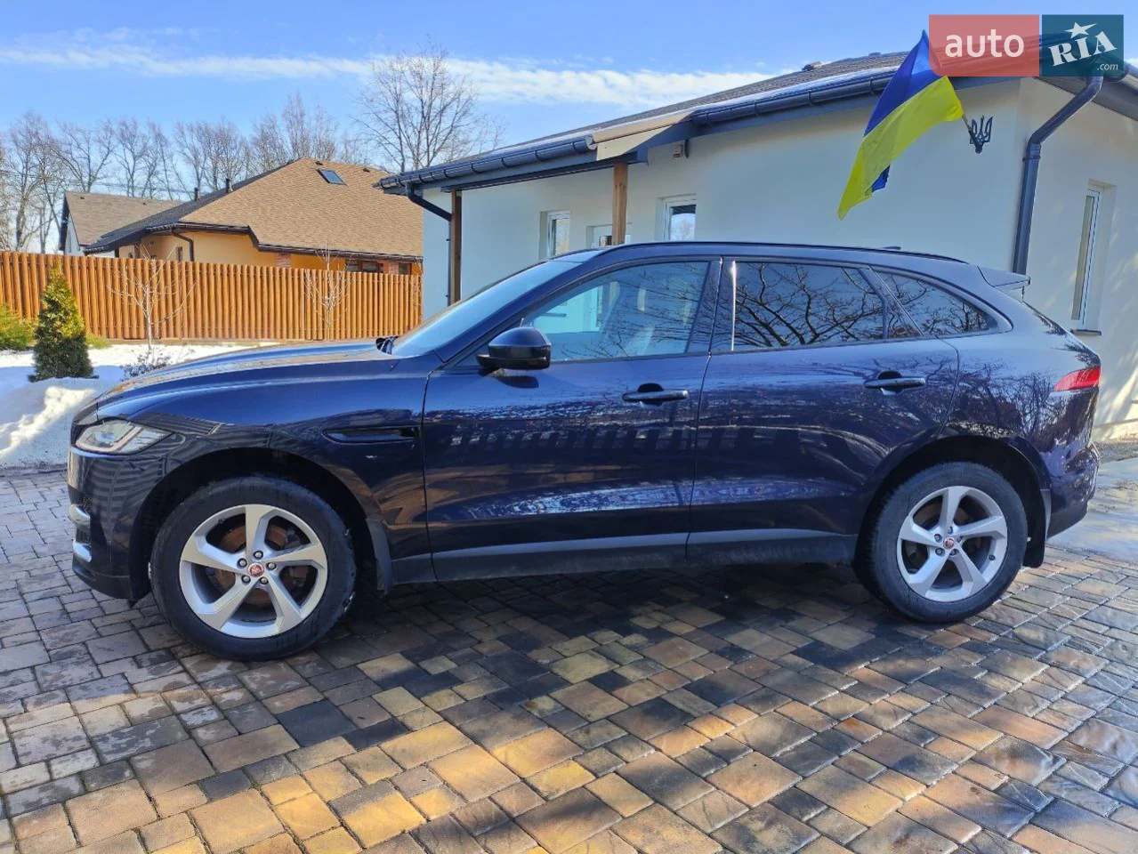 2017 Jaguar F-Pace - мініатюра 37