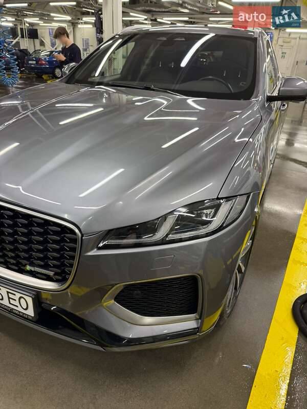 Внедорожник / Кроссовер Jaguar F-Pace 2021 в Черновцах