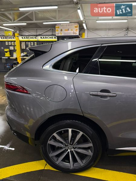 Внедорожник / Кроссовер Jaguar F-Pace 2021 в Черновцах