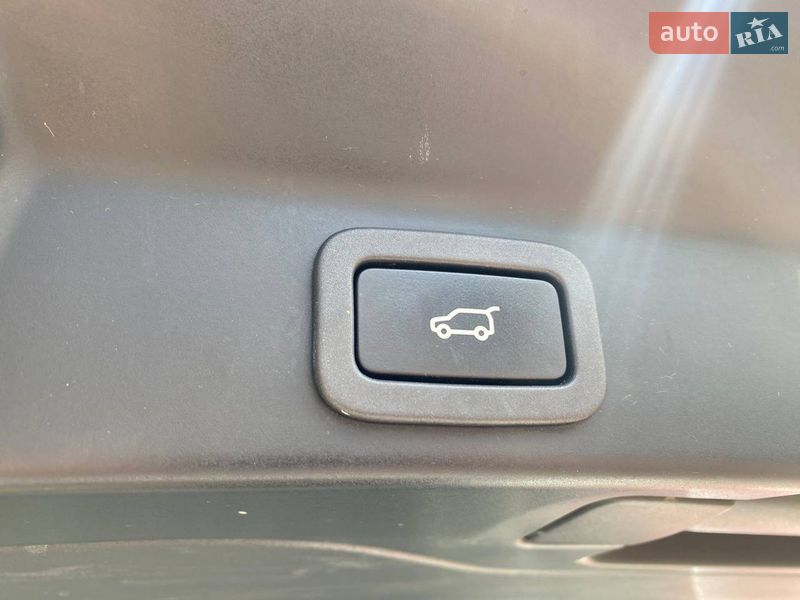 Внедорожник / Кроссовер Jaguar F-Pace 2017 в Киеве