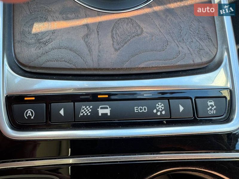 Внедорожник / Кроссовер Jaguar F-Pace 2016 в Киеве