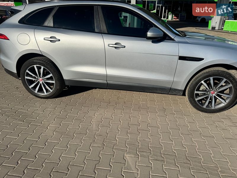 Внедорожник / Кроссовер Jaguar F-Pace 2017 в Житомире