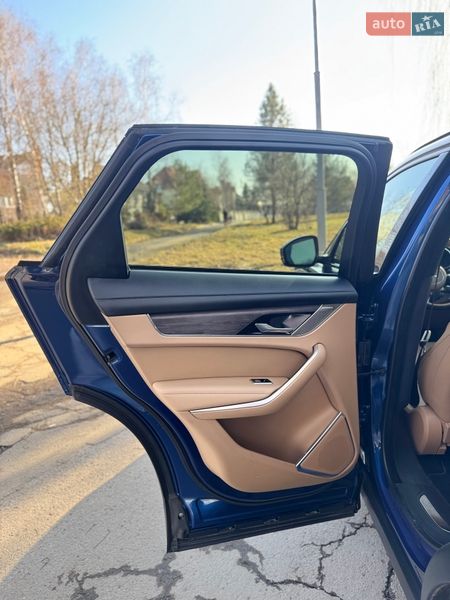 Внедорожник / Кроссовер Jaguar F-Pace 2021 в Ровно