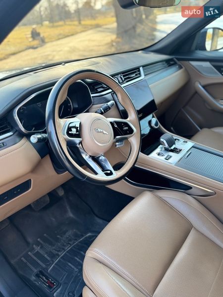 Внедорожник / Кроссовер Jaguar F-Pace 2021 в Ровно