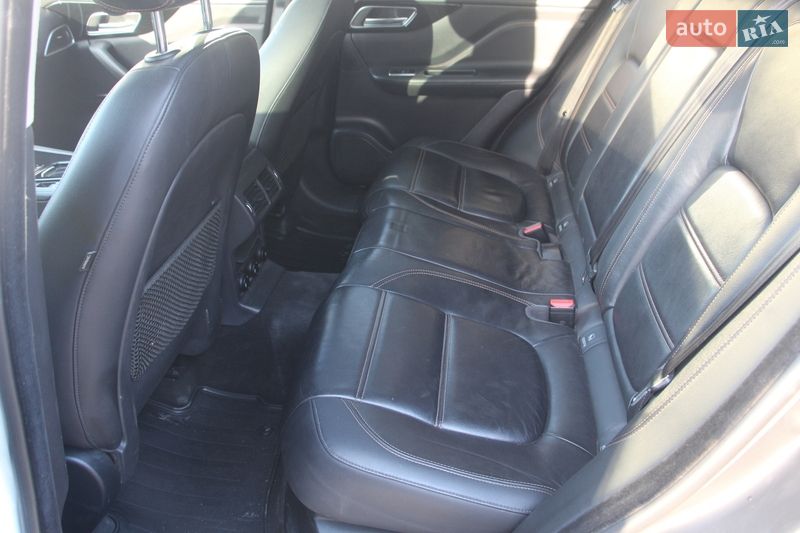 Внедорожник / Кроссовер Jaguar F-Pace 2018 в Львове