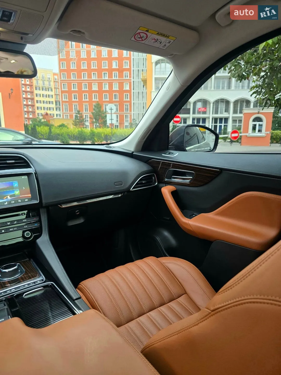 2016 Jaguar F-Pace - мініатюра 13