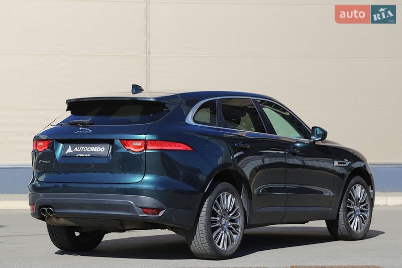 Внедорожник / Кроссовер Jaguar F-Pace 2016 в Киеве