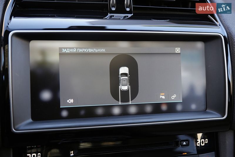 Внедорожник / Кроссовер Jaguar F-Pace 2016 в Киеве