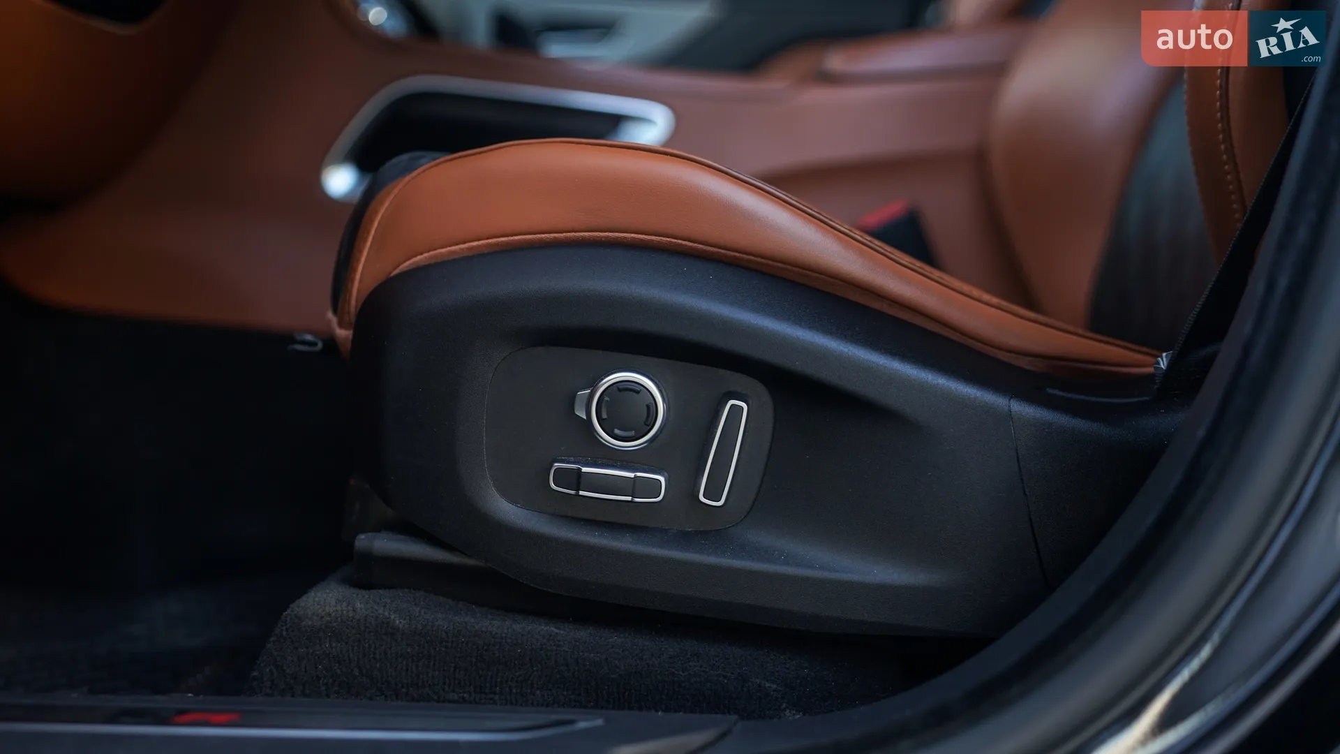 2019 Jaguar F-Pace - мініатюра 19