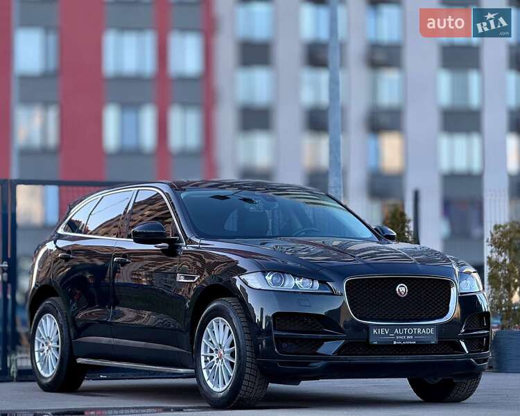 Внедорожник / Кроссовер Jaguar F-Pace 2016 в Киеве