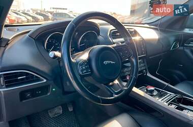 Внедорожник / Кроссовер Jaguar F-Pace 2016 в Львове