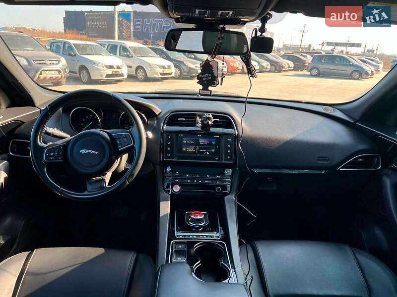 Внедорожник / Кроссовер Jaguar F-Pace 2016 в Львове