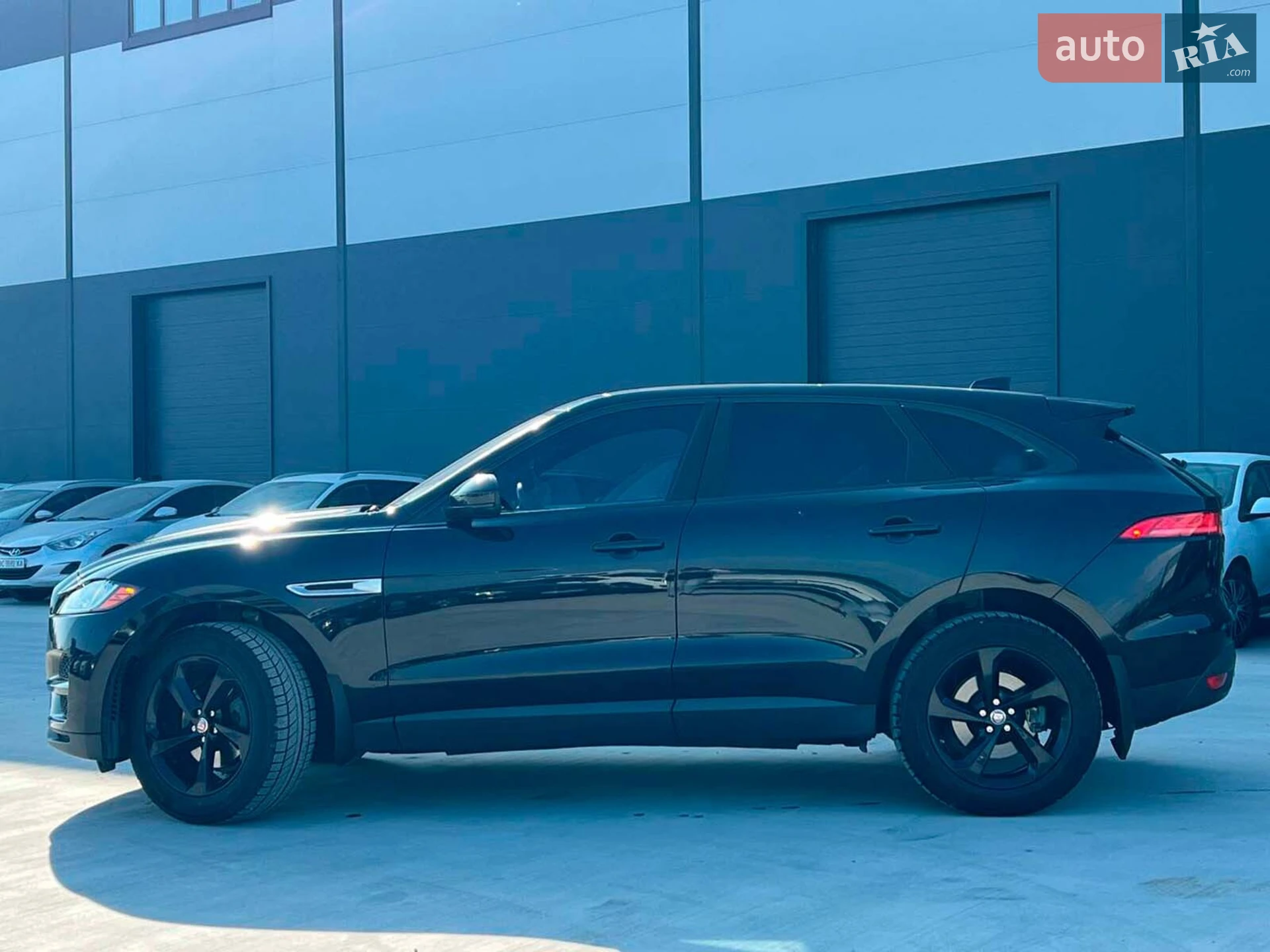 2016 Jaguar F-Pace - мініатюра 4
