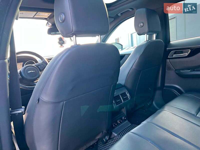 Внедорожник / Кроссовер Jaguar F-Pace 2016 в Львове