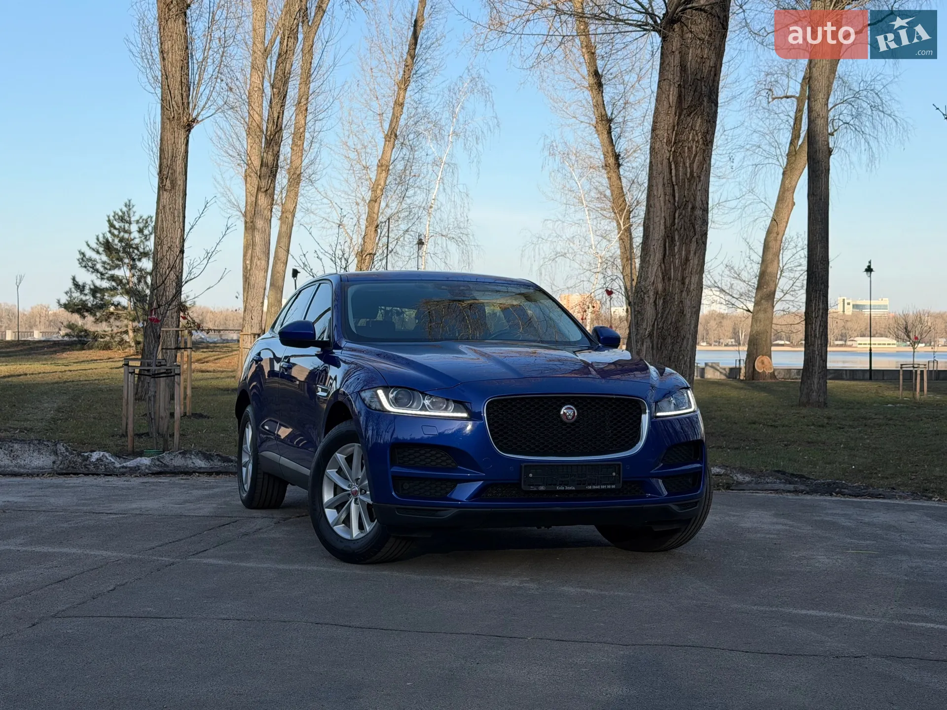 2017 Jaguar F-Pace - мініатюра 3