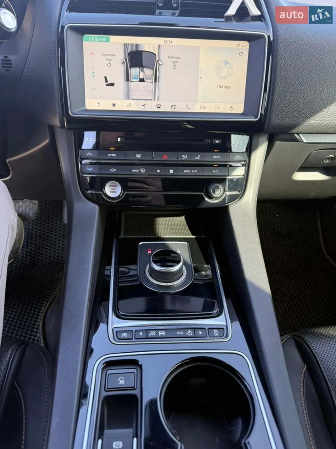 2016 Jaguar F-Pace - мініатюра 10