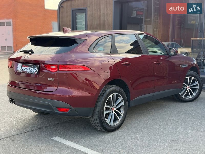 Внедорожник / Кроссовер Jaguar F-Pace 2016 в Киеве