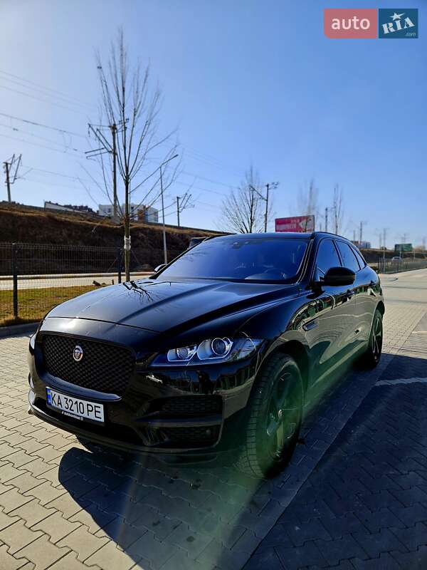 Внедорожник / Кроссовер Jaguar F-Pace 2017 в Киеве