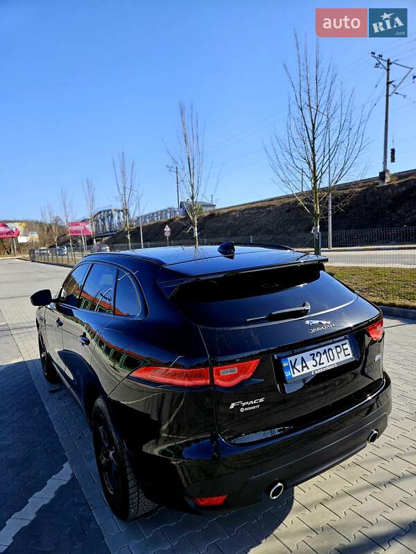 Внедорожник / Кроссовер Jaguar F-Pace 2017 в Киеве