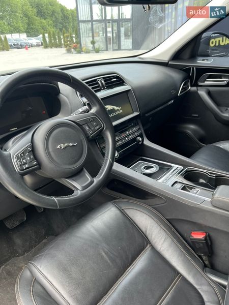 Позашляховик / Кросовер Jaguar F-Pace 2016 в Львові