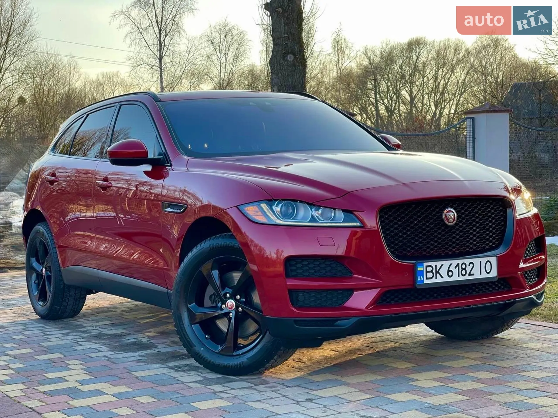 2016 Jaguar F-Pace - мініатюра 3