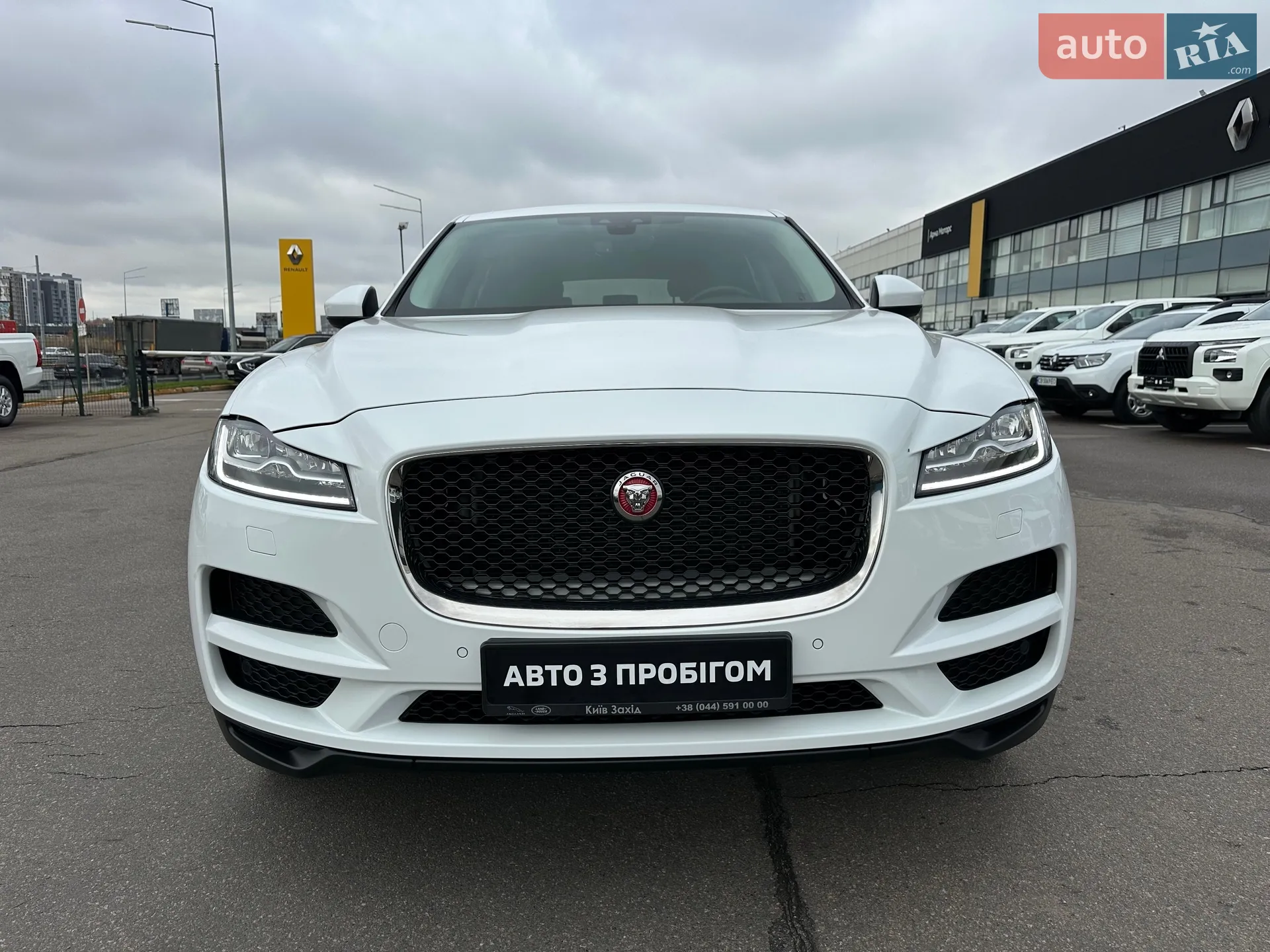 2020 Jaguar F-Pace - мініатюра 3